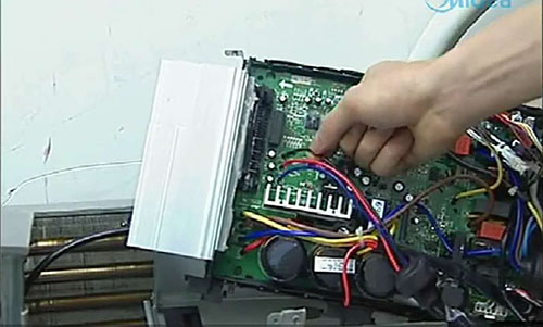 巴宜美的空调电话是多少