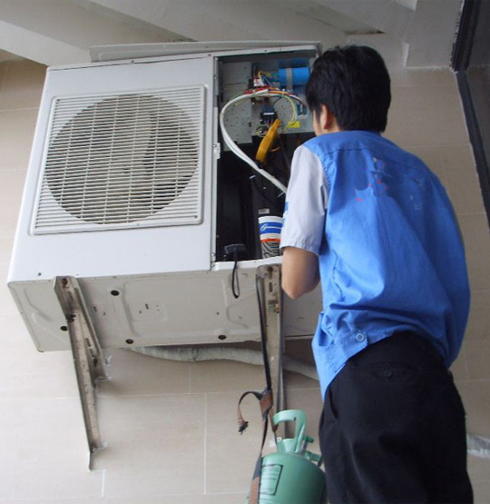 巴宜空调开机无反应维修